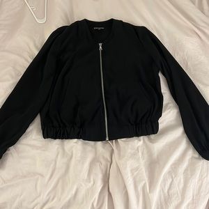 Lightweight black Express bomber jacket with elastic waist